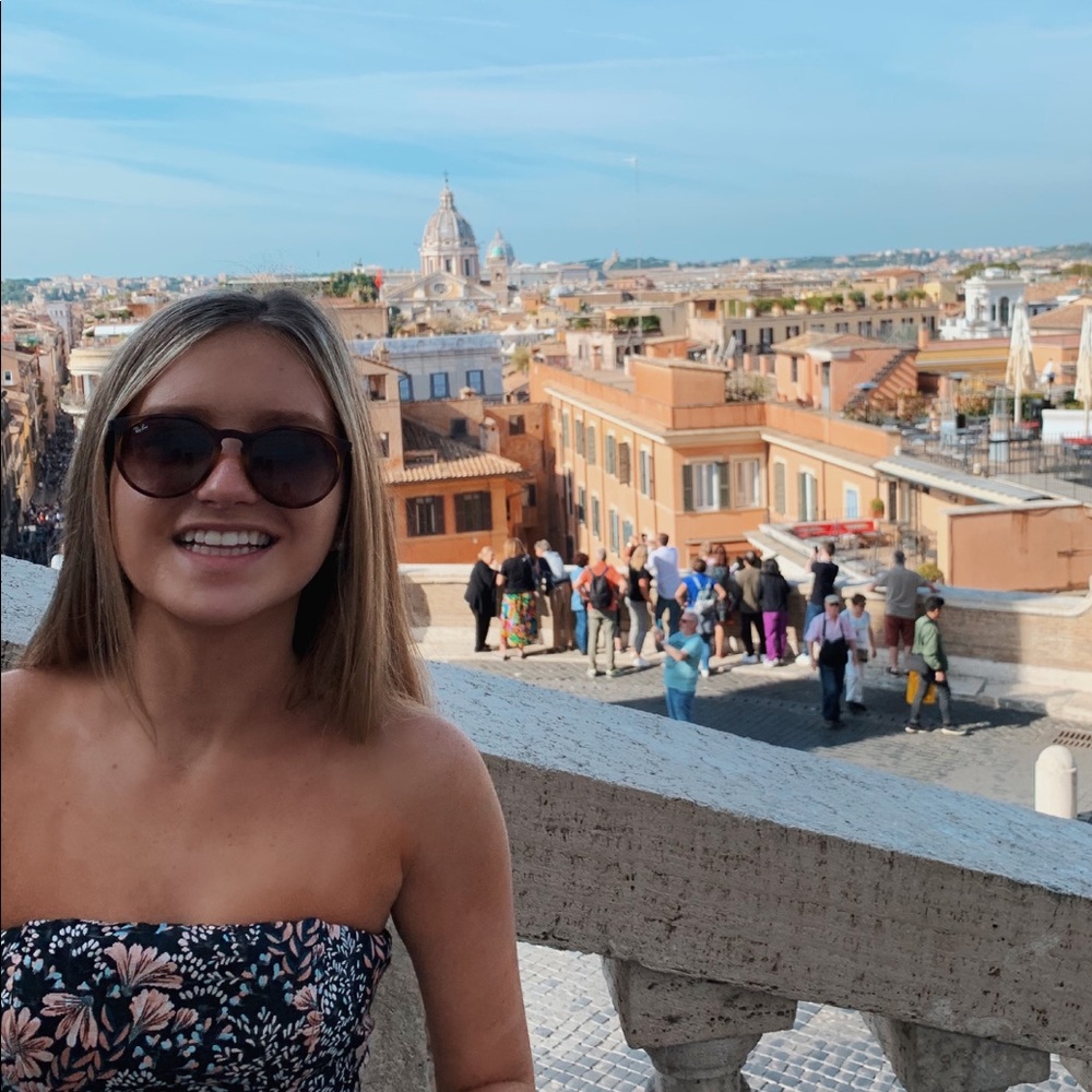 Meet your Posher, Anna